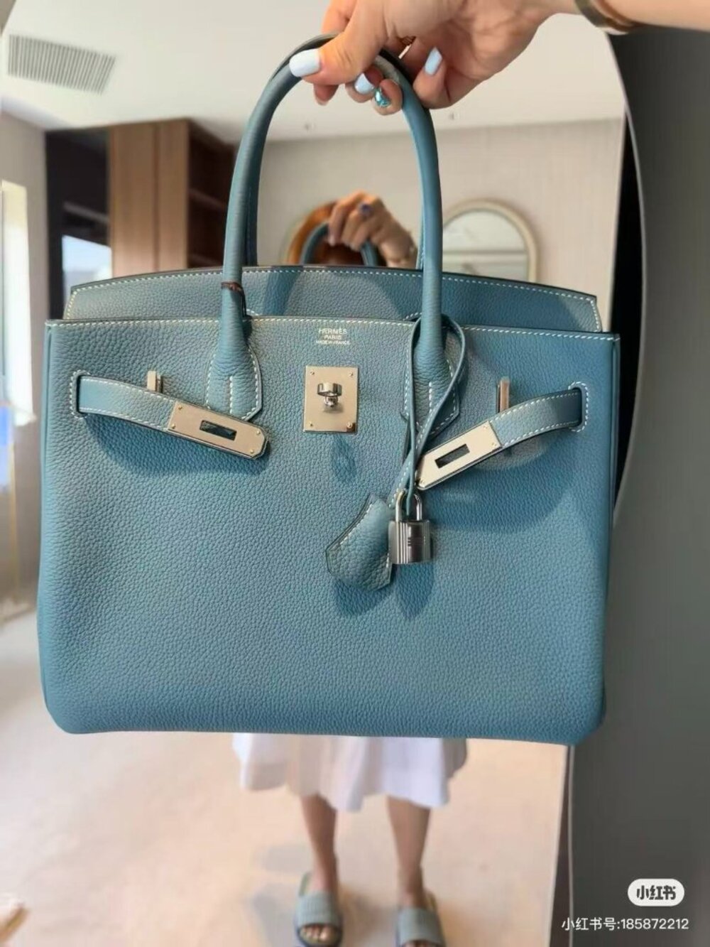Classic Hermes Bag: A Stylish and Versatile Choice for Elegance